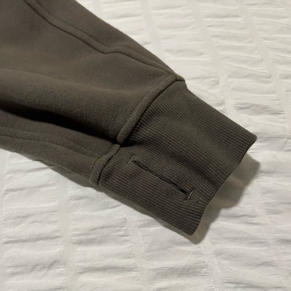 Lululemon Athletica Army Green Half-Zip Sweatshirt - Picture 4 of 7